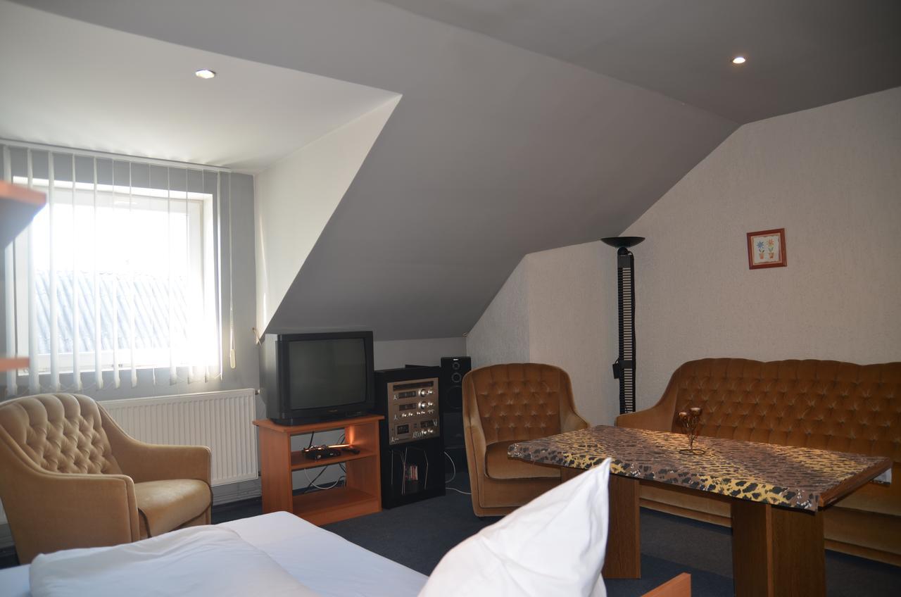 Motel Eden Zamość Εξωτερικό φωτογραφία